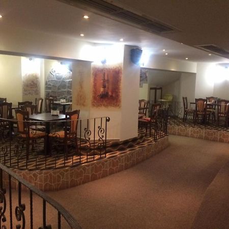 Family Hotel Chiplakoff Burgas Extérieur photo