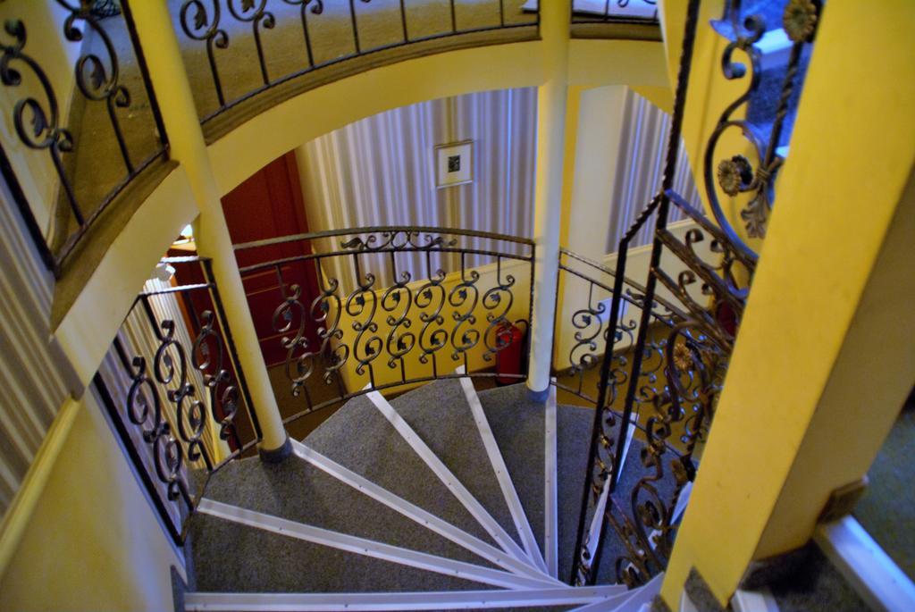 Family Hotel Chiplakoff Burgas Extérieur photo