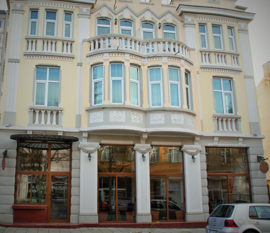 Family Hotel Chiplakoff Burgas Extérieur photo