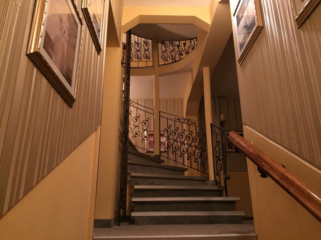 Family Hotel Chiplakoff Burgas Extérieur photo