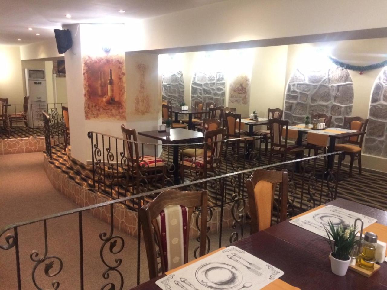 Family Hotel Chiplakoff Burgas Extérieur photo